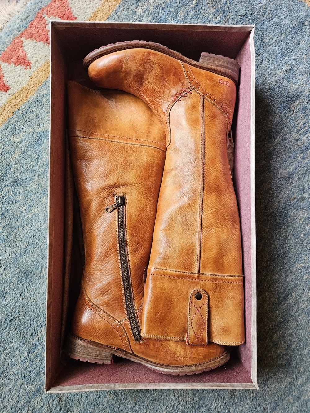 BED STU  Jacqueline Wide Calf Size 8